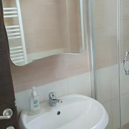Apartment Iris Deluxe Suites 3