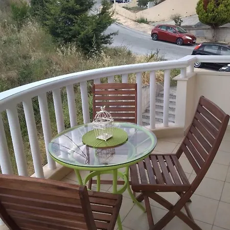Apartment Iris Deluxe Suites 3 *
