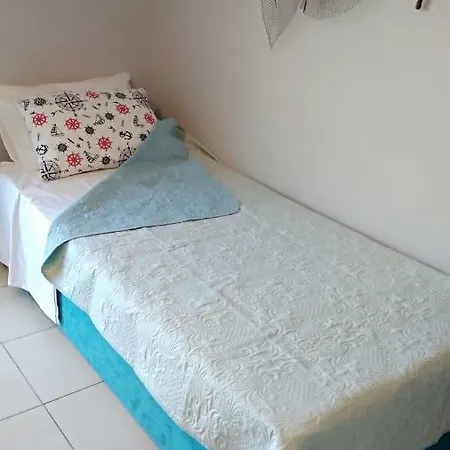 Iris Deluxe Suites 3 Apartment
