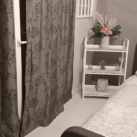 Iris Deluxe Suites 3