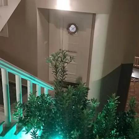 Διαμέρισμα Iris Deluxe Suites 3 *